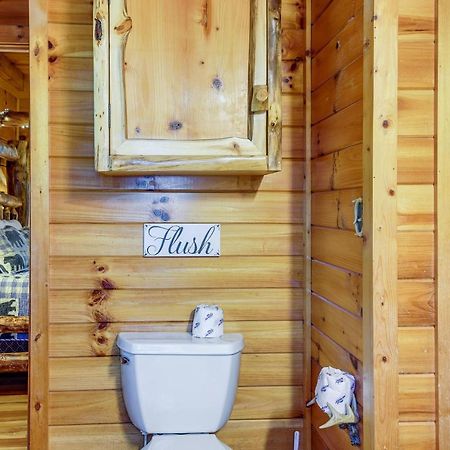 Sevierville Cabin With Wraparound Deck And Lake Access Exterior foto