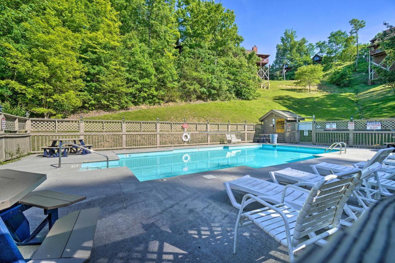 Sevierville Cabin With Wraparound Deck And Lake Access Exterior foto